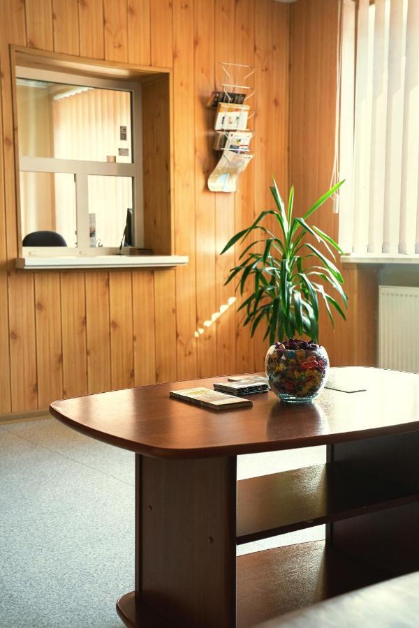 Telsiu Hotel Telšiai エクステリア 写真